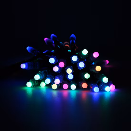 A corda do módulo do diodo emissor de luz do pixel de DMX ilumina o Signage e as exposições de Digitas